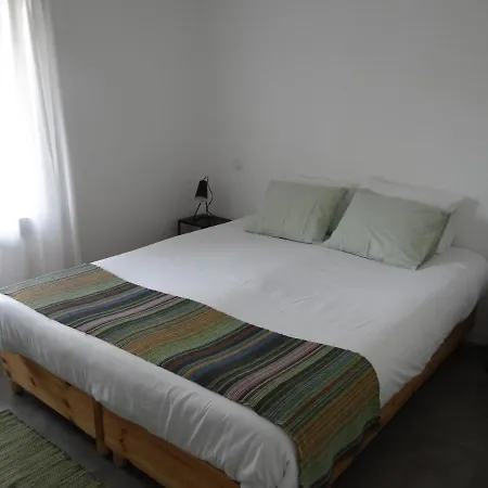 Apartamento That Little Place In *