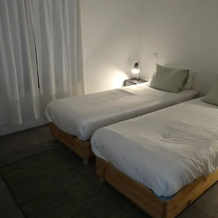 Apartamento That Little Place In *