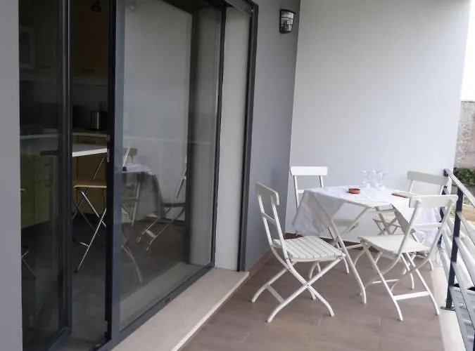 That Little Place In Apartment Batalha