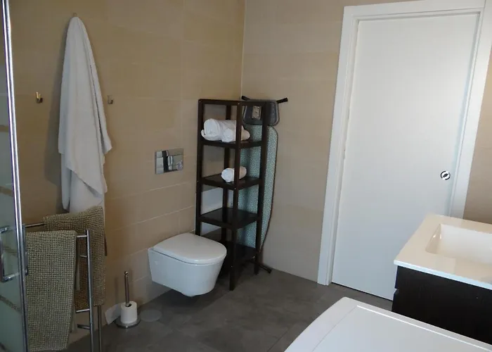 Apartment That Little Place In