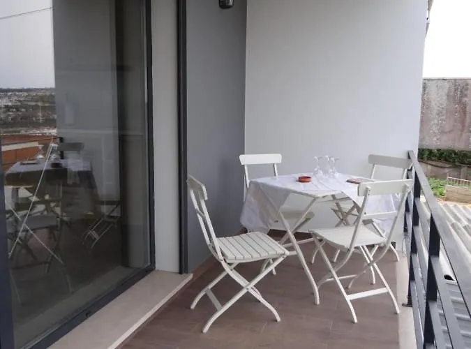 Apartment That Little Place In